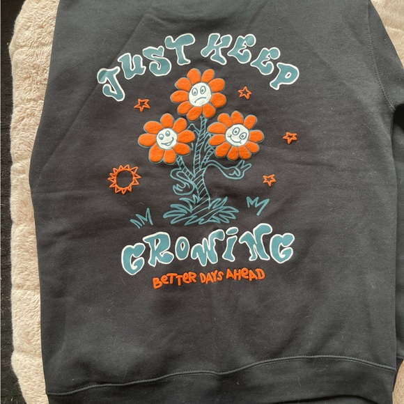 Crewneck Sweater with Trippy Flower Design XL - Picture 2 of 3